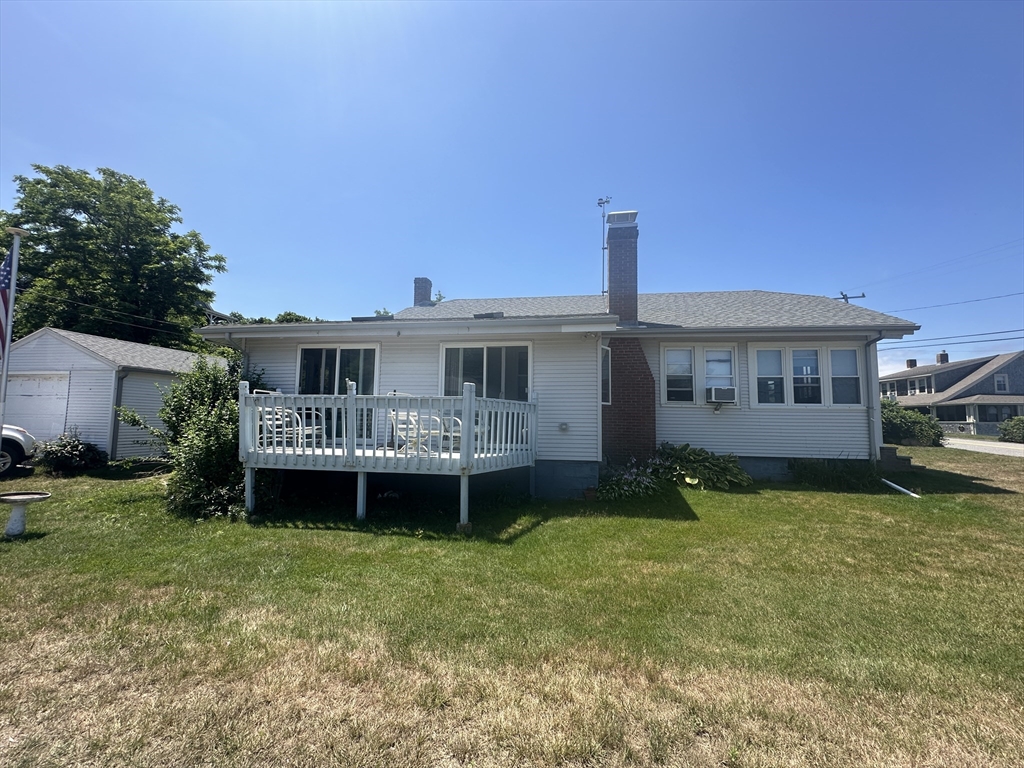 215 Manomet Point Rd