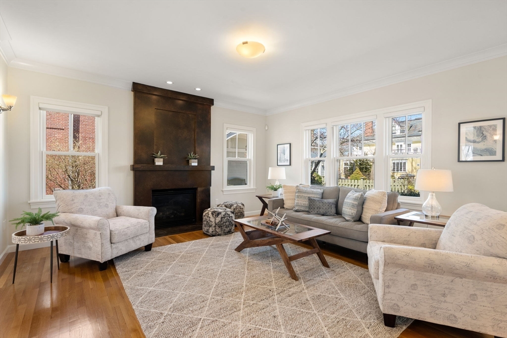 72 Pond Street #M