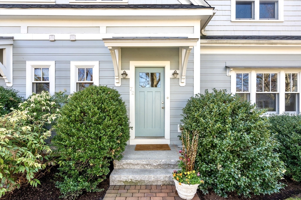 72 Pond Street #M