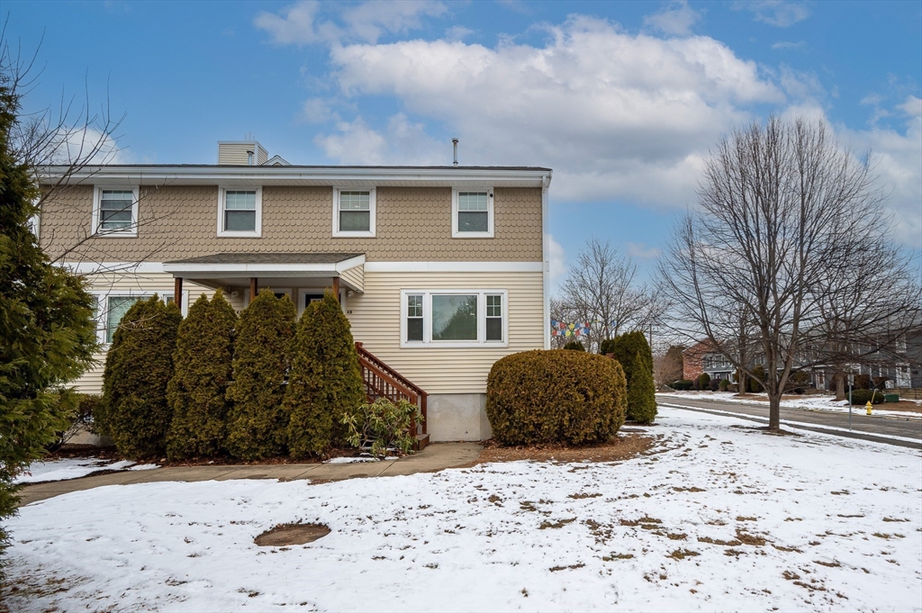 4 Mayberry Dr B