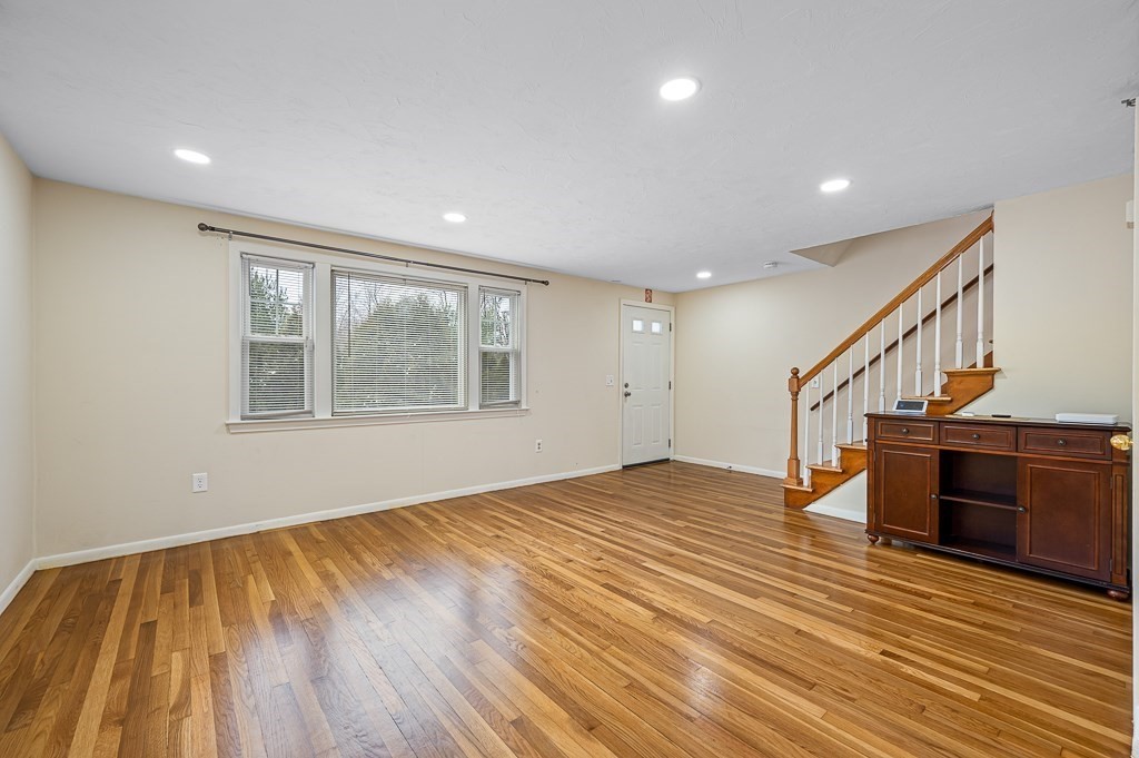 4 Mayberry Dr B