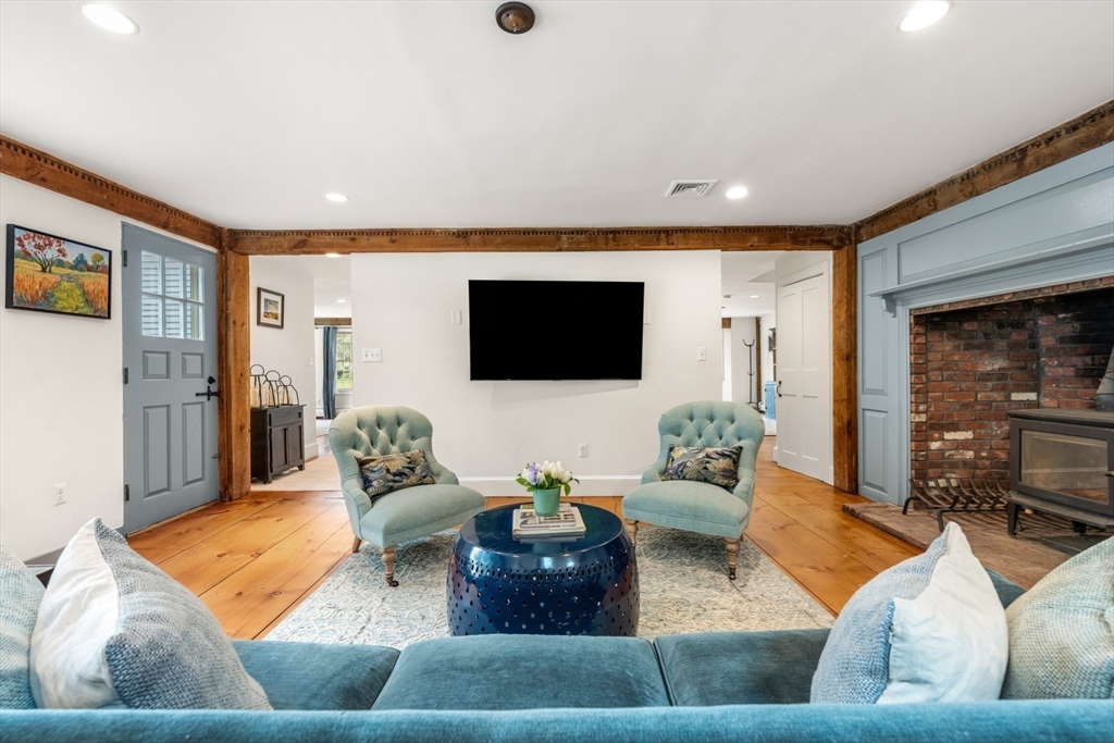 41 Longmeadow Road, Wellesley, MA, 41 Longmeadow Road, Wellesley, MA Photo #17