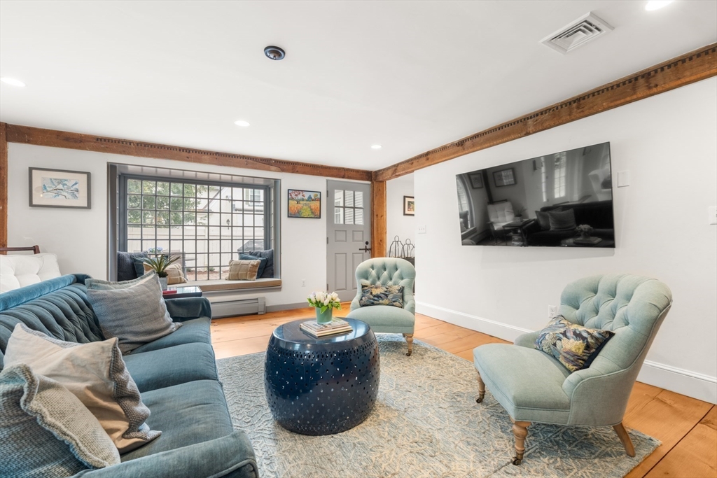 41 Longmeadow Road, Wellesley, MA, 41 Longmeadow Road, Wellesley, MA Photo #16