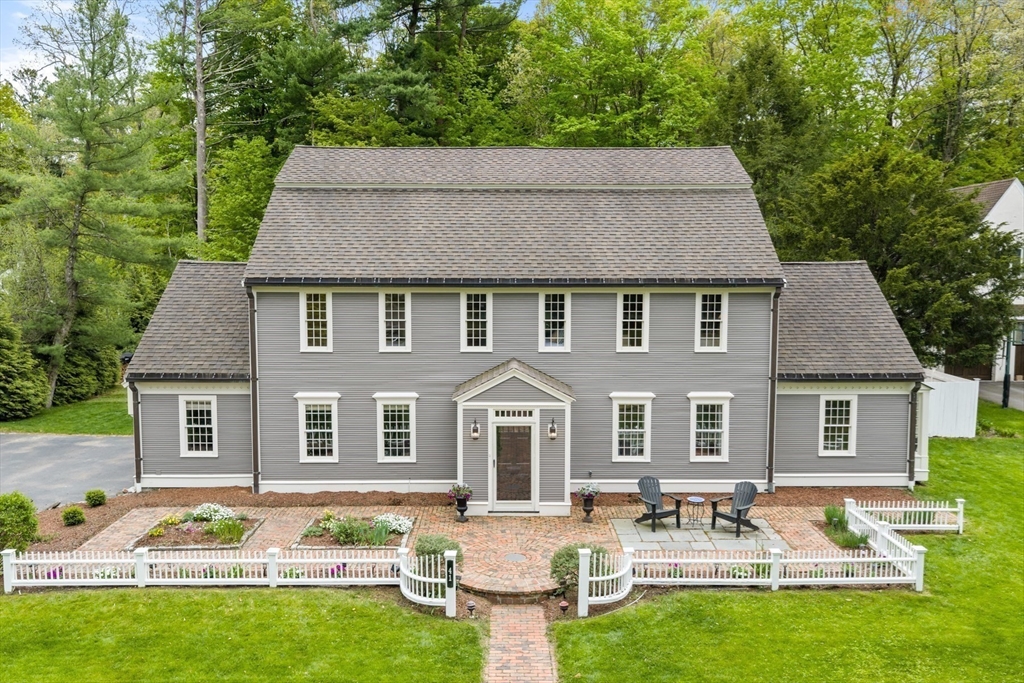 41 Longmeadow Road, Wellesley, MA, 41 Longmeadow Road, Wellesley, MA Photo #2