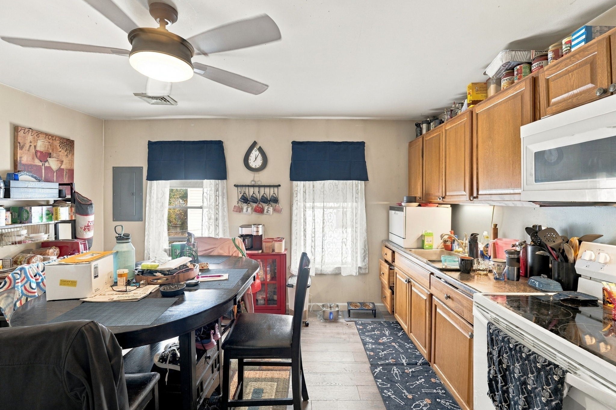 56 Summit St, Woonsocket, RI, 56 Summit St, Woonsocket, RI Photo #8