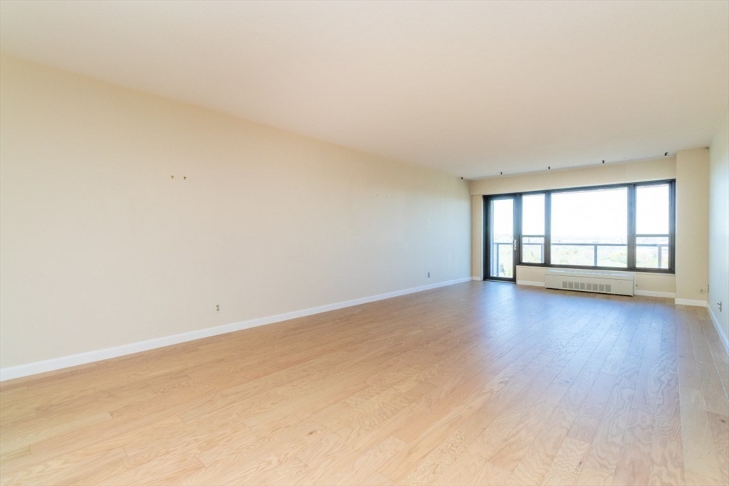 111 Perkins Street 210