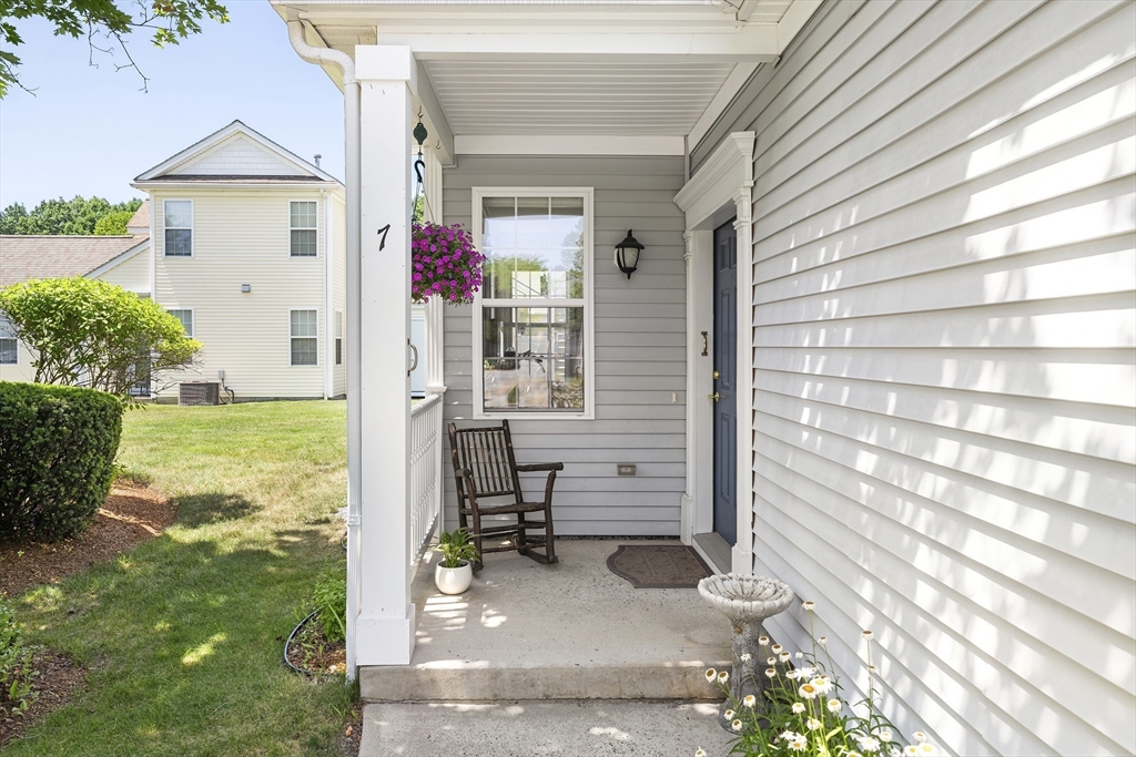 7 Tinsdale Dr 7