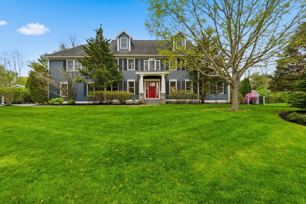 Photo of 10 Bartlett Drive, Newburyport, MA