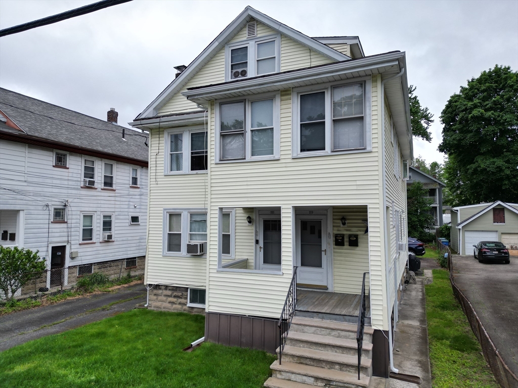 219 Beech St 219