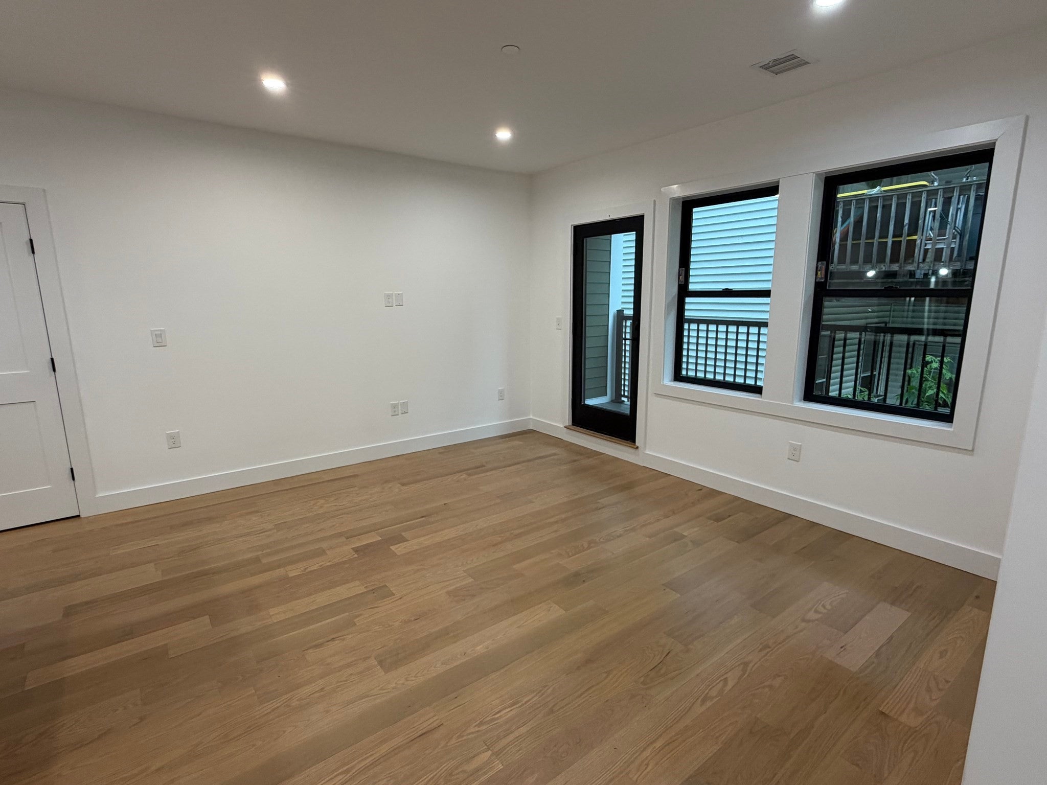 95 Addison ST #206, Boston, MA Photo #6