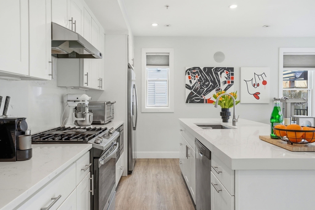 151 Hancock Street 7