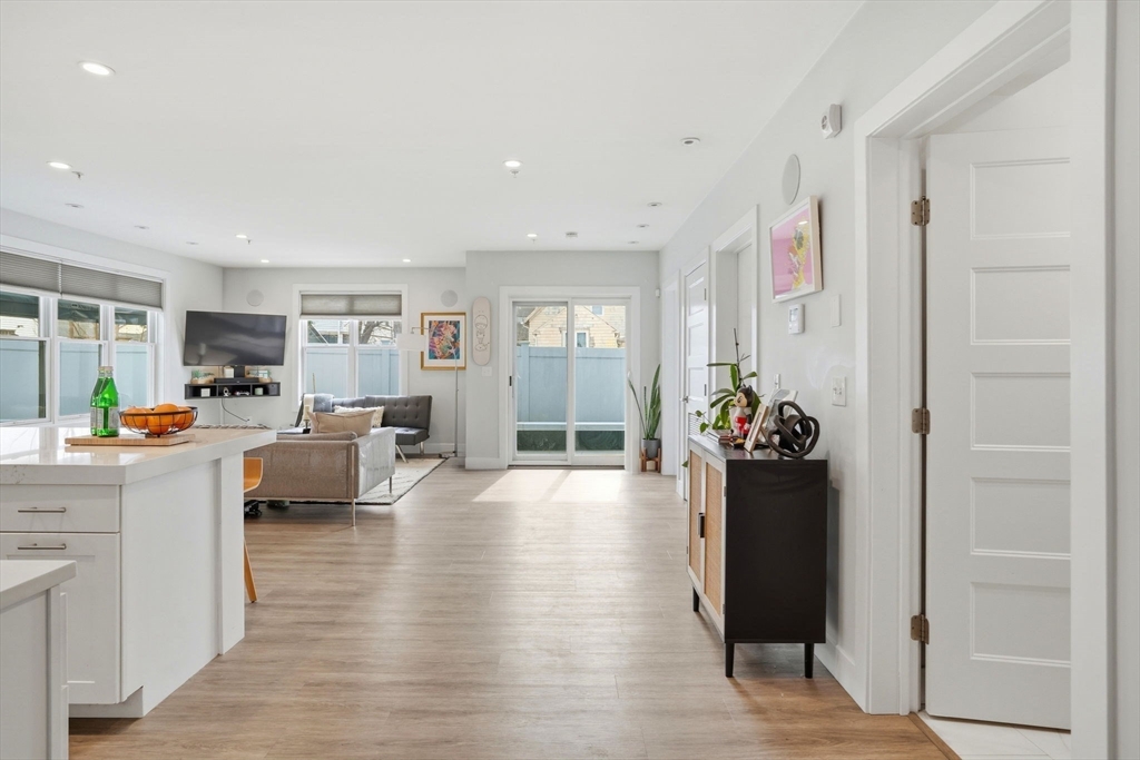 151 Hancock Street 7