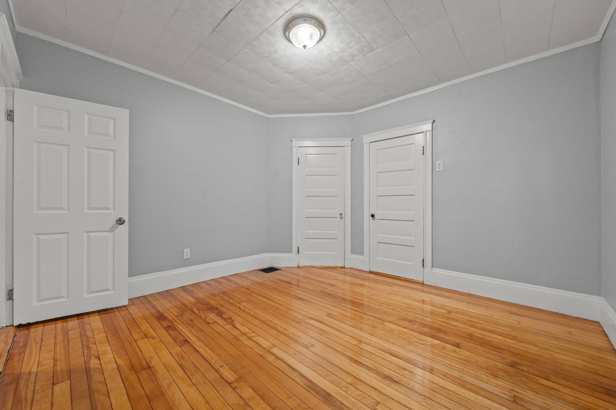 99 Laurel Ave, Haverhill, MA, 99 Laurel Ave, Haverhill, MA Photo #21