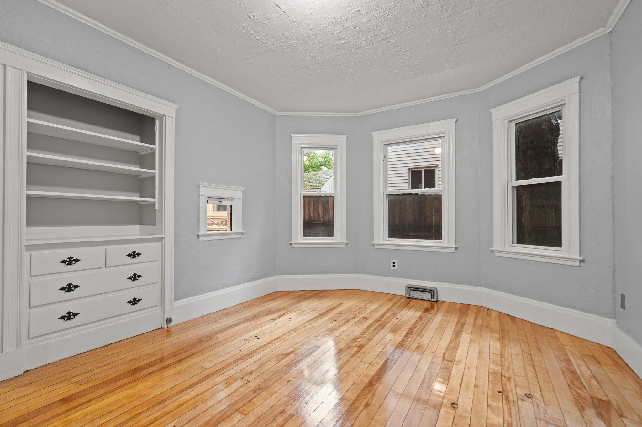 99 Laurel Ave, Haverhill, MA, 99 Laurel Ave, Haverhill, MA Photo #14