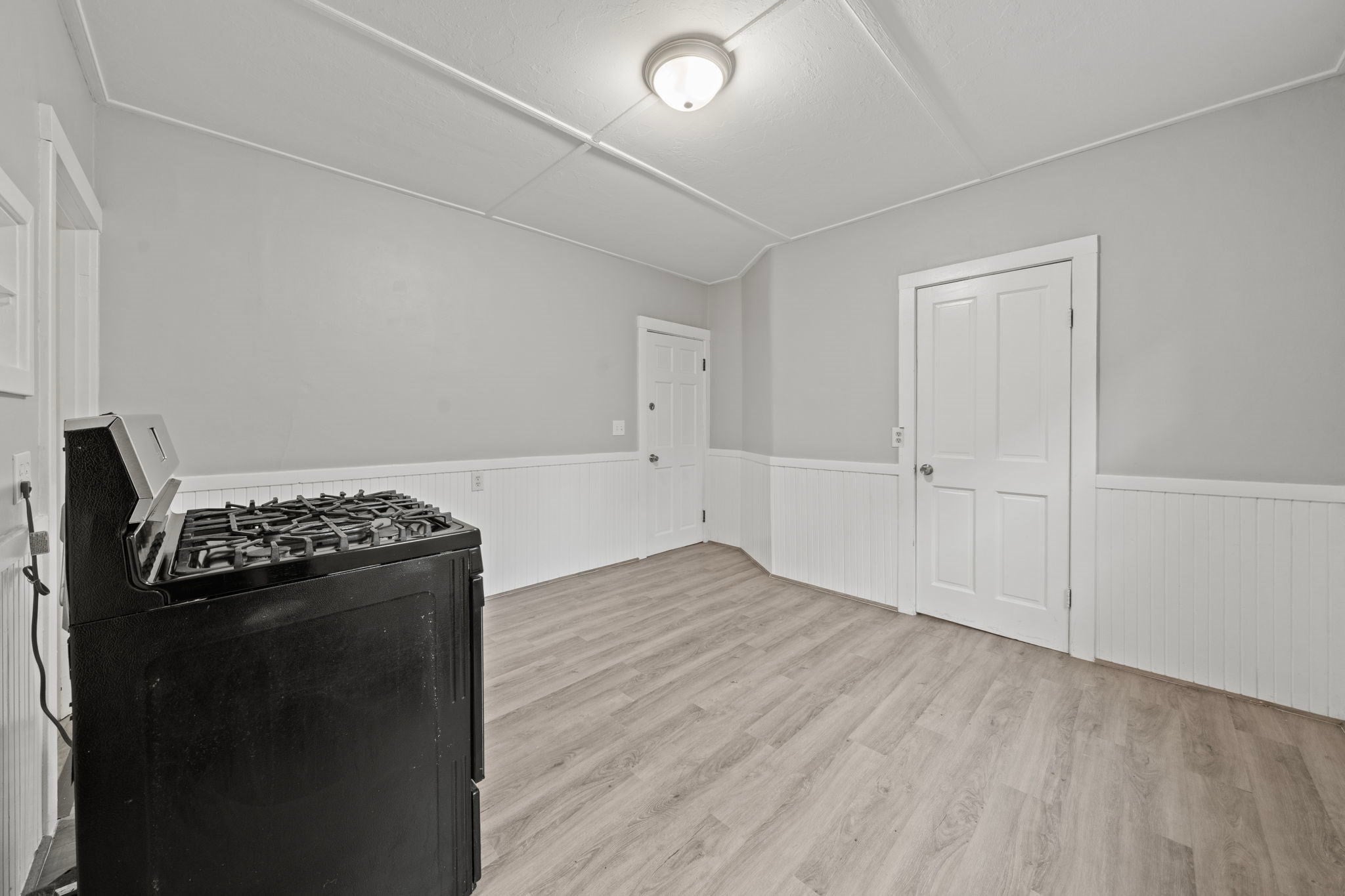 99 Laurel Ave, Haverhill, MA, 99 Laurel Ave, Haverhill, MA Photo #8