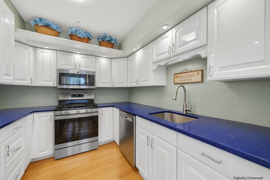 56 Laurelwood Dr 56