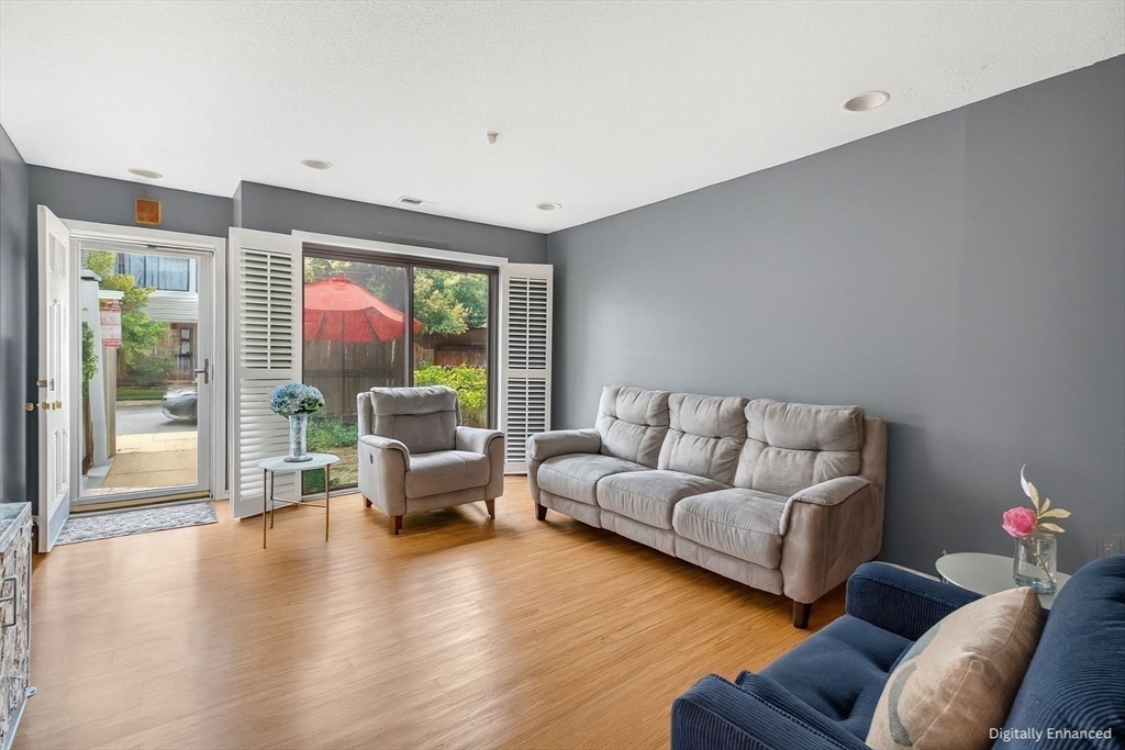56 Laurelwood Dr 56