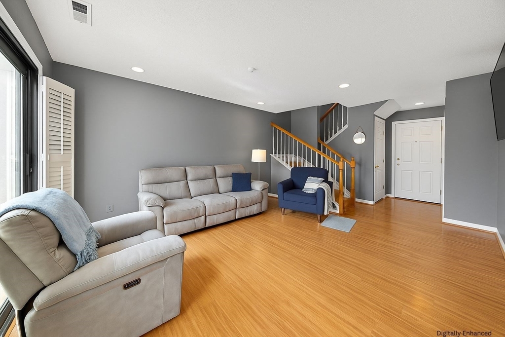56 Laurelwood Dr 56