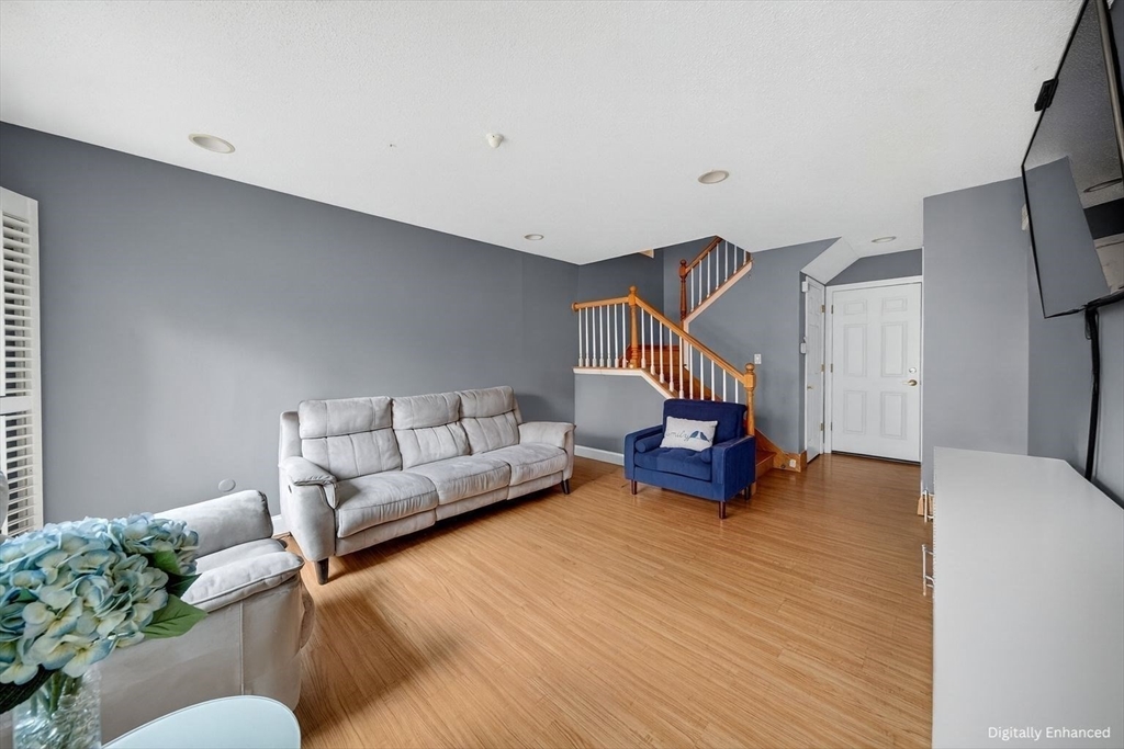56 Laurelwood Dr 56