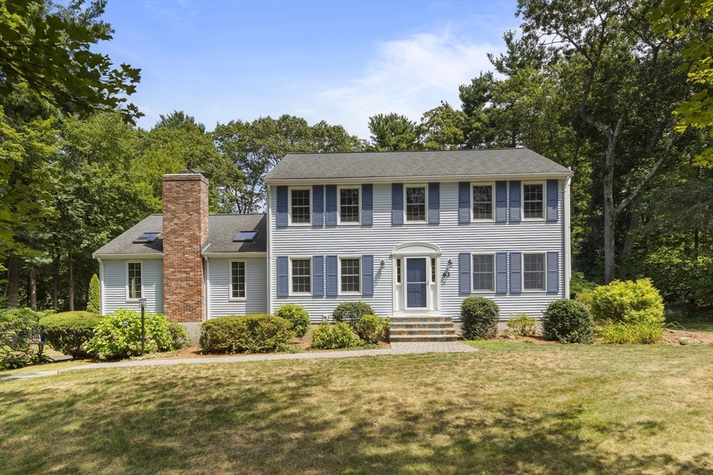 63 Teresa Rd