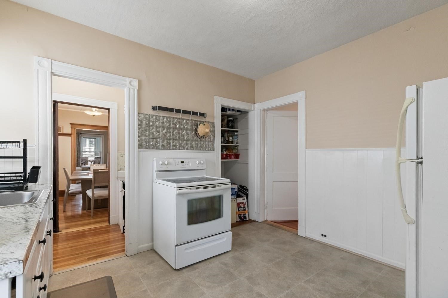 7 Hamilton Rd, Somerville, MA Photo #22