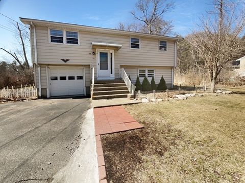 14 Sandy Brook Rd Burlington MA 01803