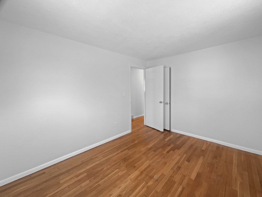 14 Sandy Brook Rd
