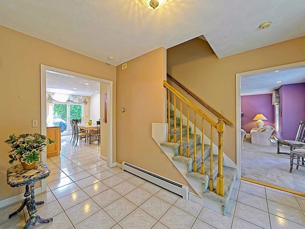 46 Clear Pond Rd