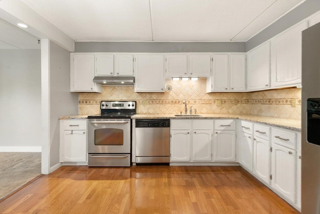 148 Marble St #404, Stoneham, MA, 148 Marble St #404, Stoneham, MA Photo #8