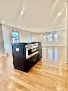 100 Gladeside Avenue 2