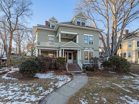 15 Westland Street Worcester MA 01602