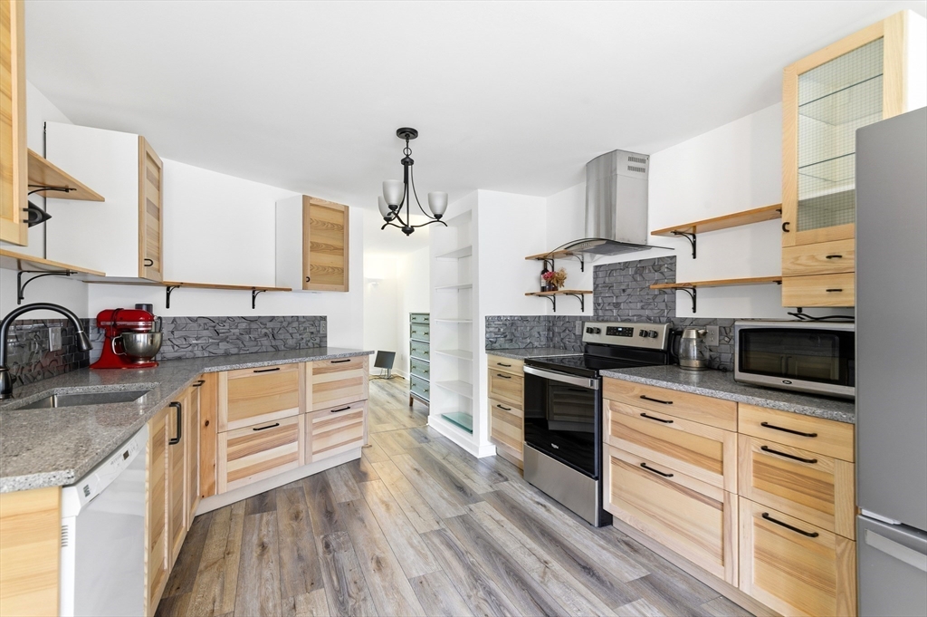 52 Jasper Ln #52, Randolph, MA, 52 Jasper Ln #52, Randolph, MA Photo #4