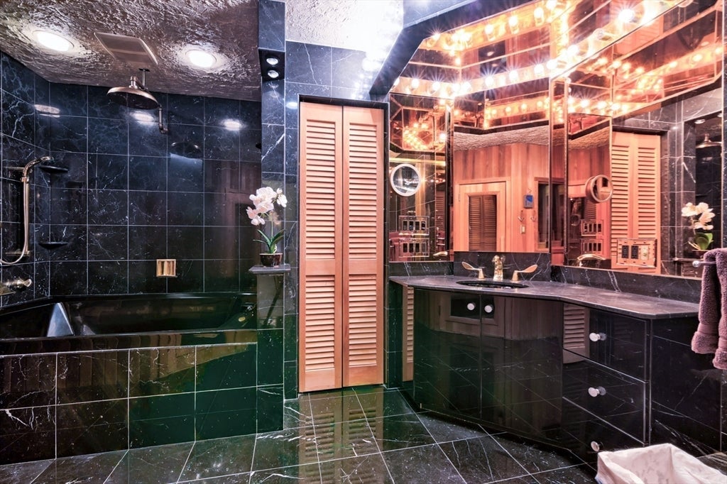 1001 Marina Dr #708, Quincy, MA Photo #22