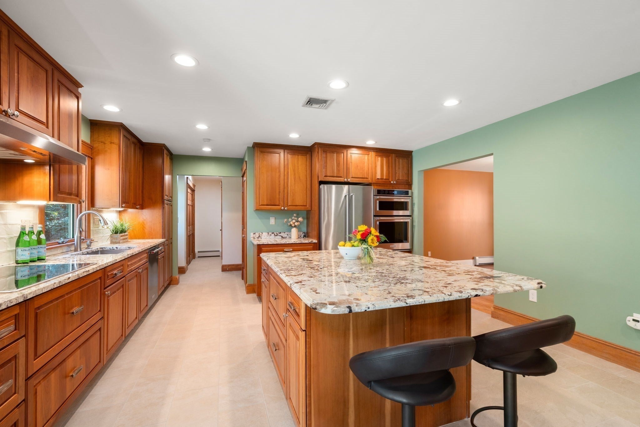 10 Lantern Rd, Framingham, MA, 10 Lantern Rd, Framingham, MA Photo #8