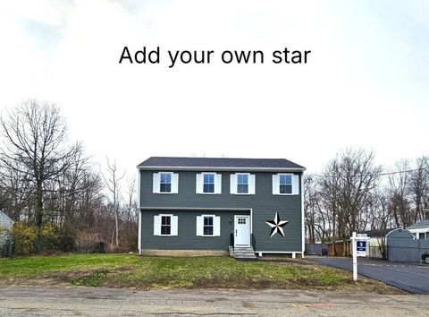 52 Freeman St Avon MA 02322