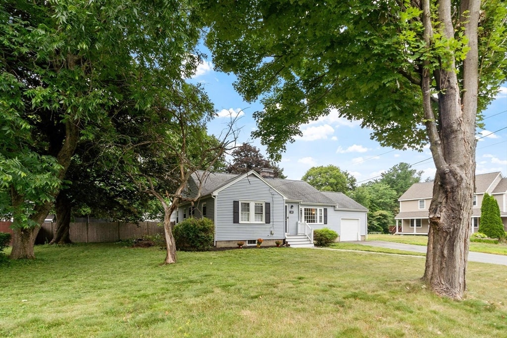 61 Goldsmith St, Littleton, MA, 61 Goldsmith St, Littleton, MA Photo #2