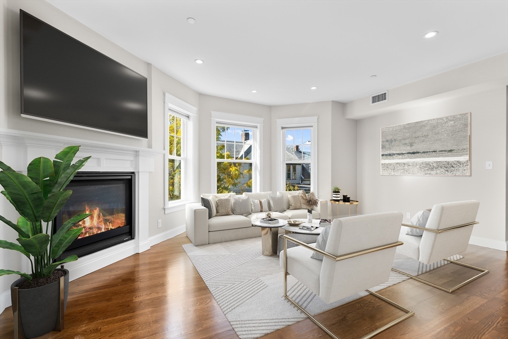 22 Chickatawbut Street U2