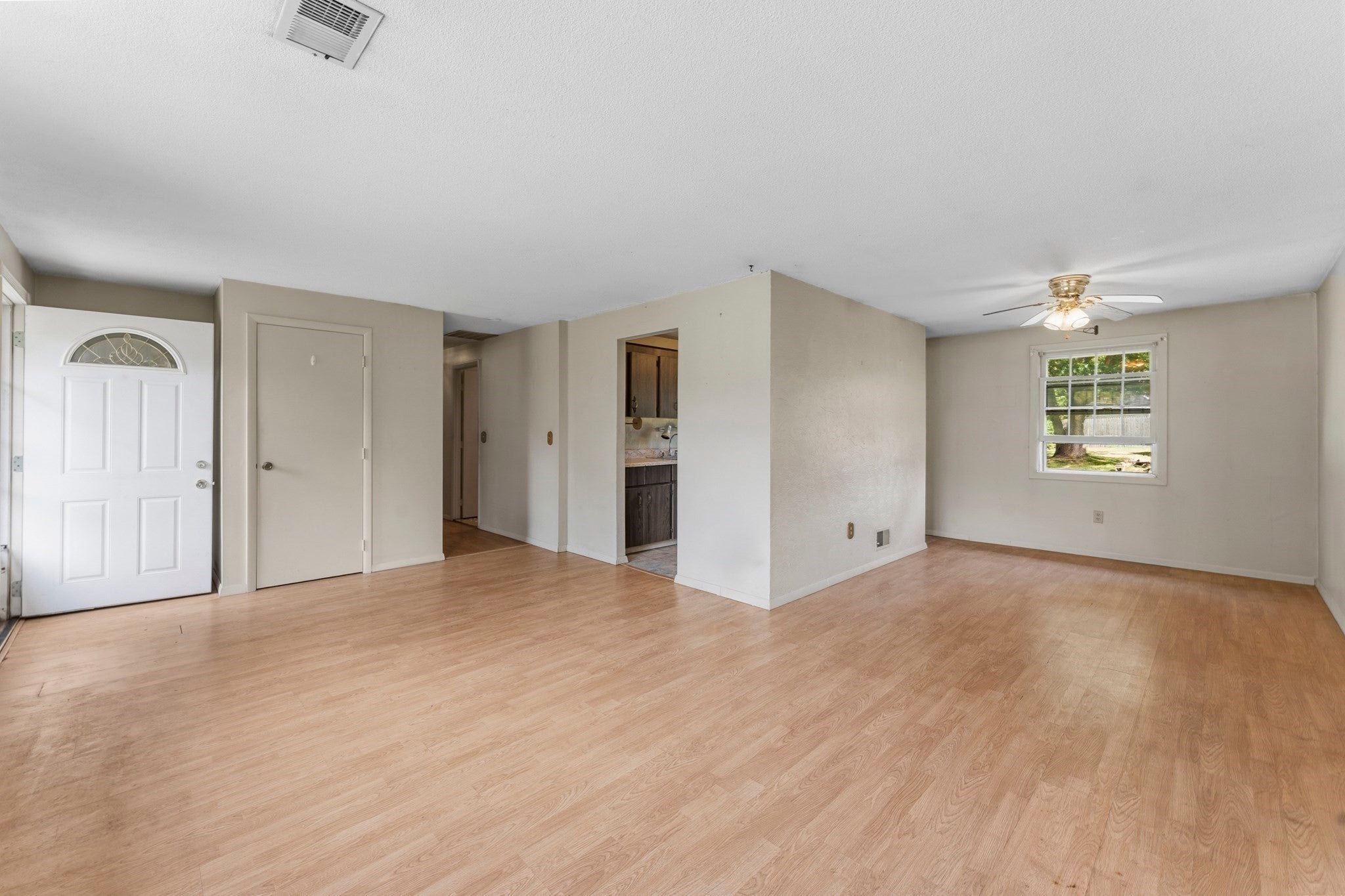 9 Lynnwood Ave, Swansea, MA, 9 Lynnwood Ave, Swansea, MA Photo #5