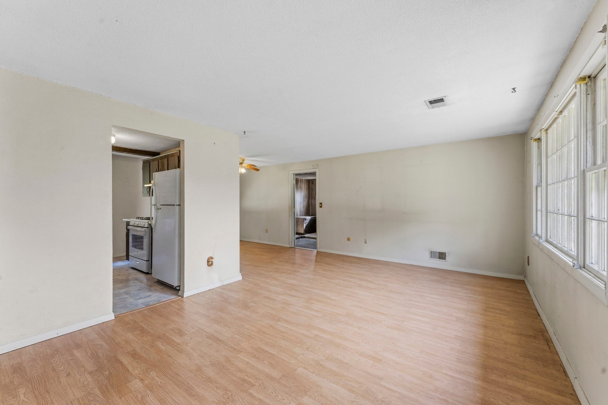 9 Lynnwood Ave, Swansea, MA, 9 Lynnwood Ave, Swansea, MA Photo #6