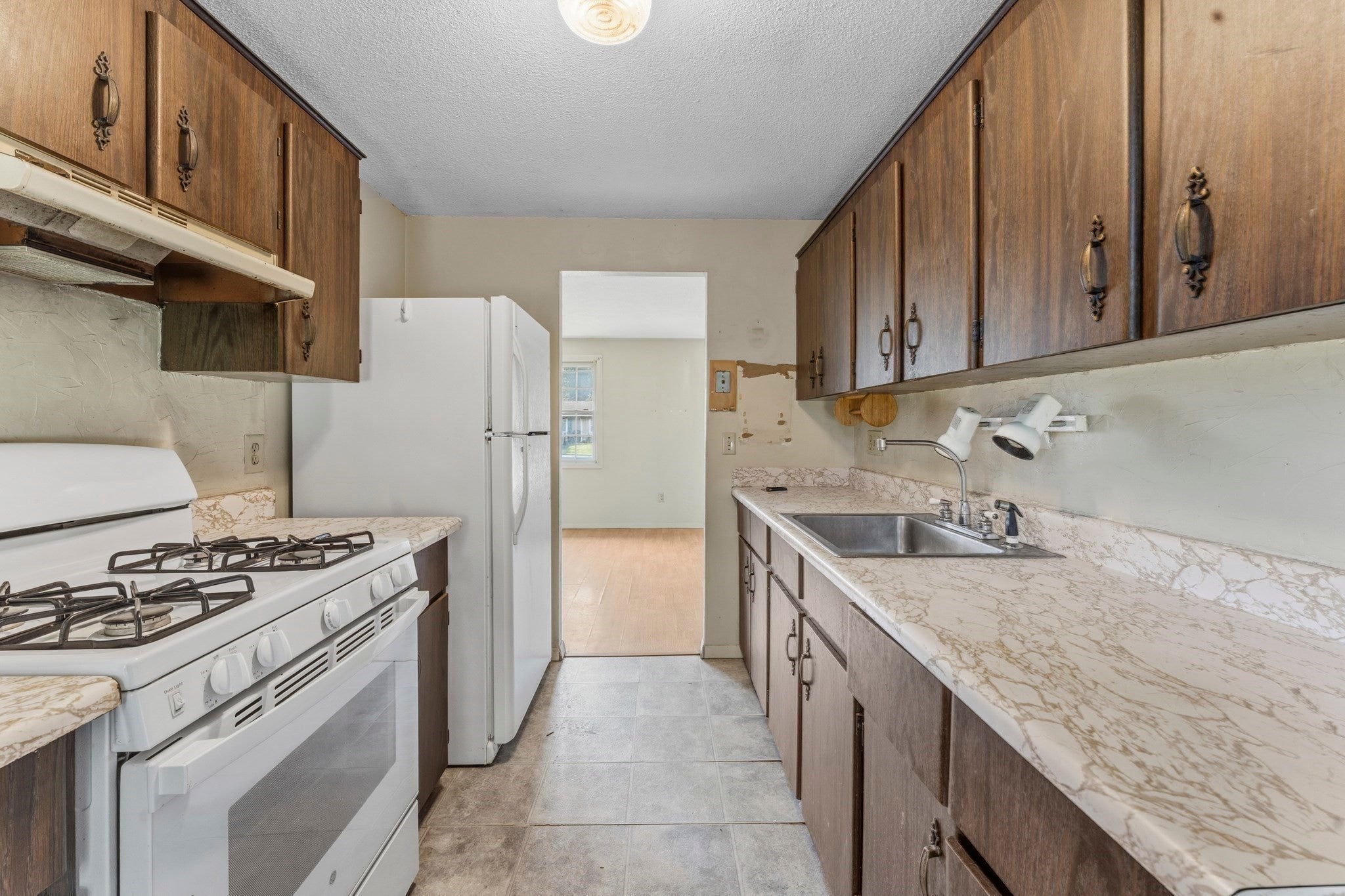 9 Lynnwood Ave, Swansea, MA, 9 Lynnwood Ave, Swansea, MA Photo #11