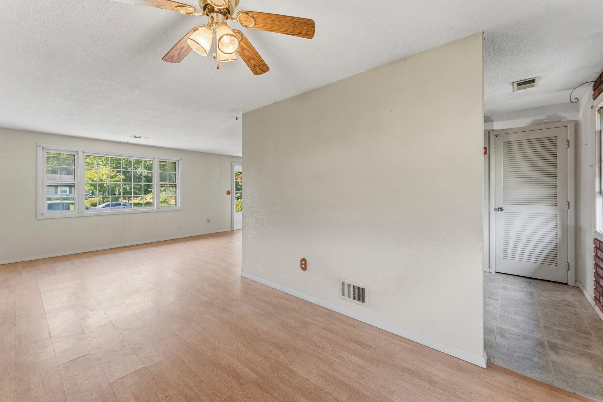 9 Lynnwood Ave, Swansea, MA, 9 Lynnwood Ave, Swansea, MA Photo #7