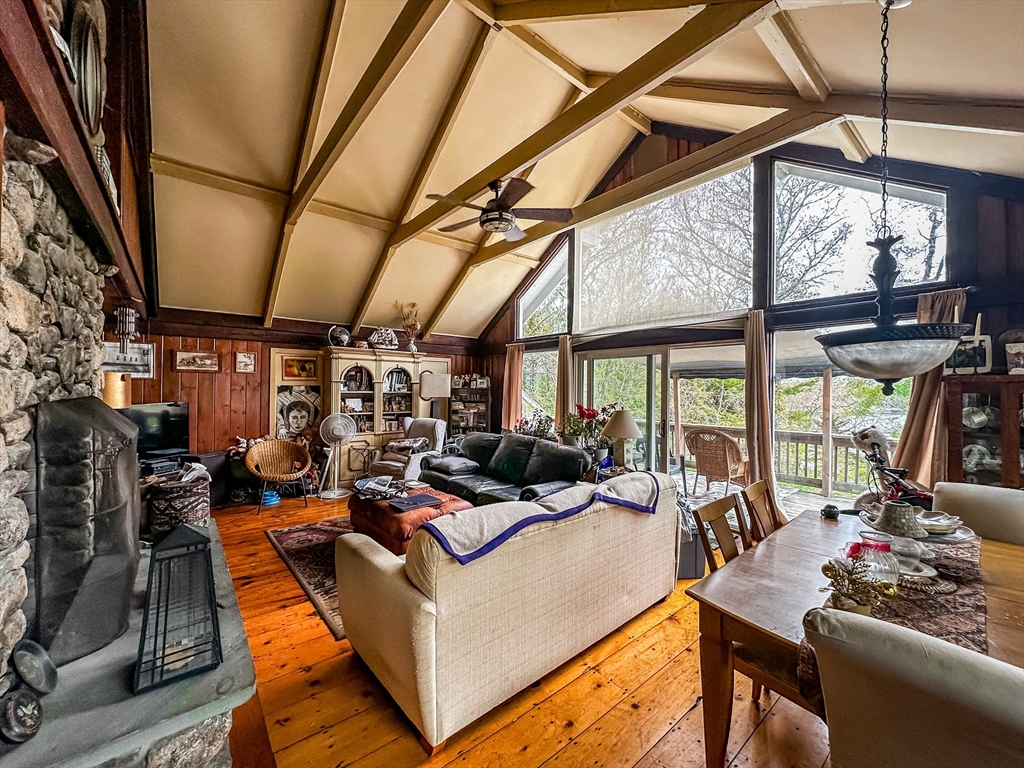 4 Hillcrest Rd
