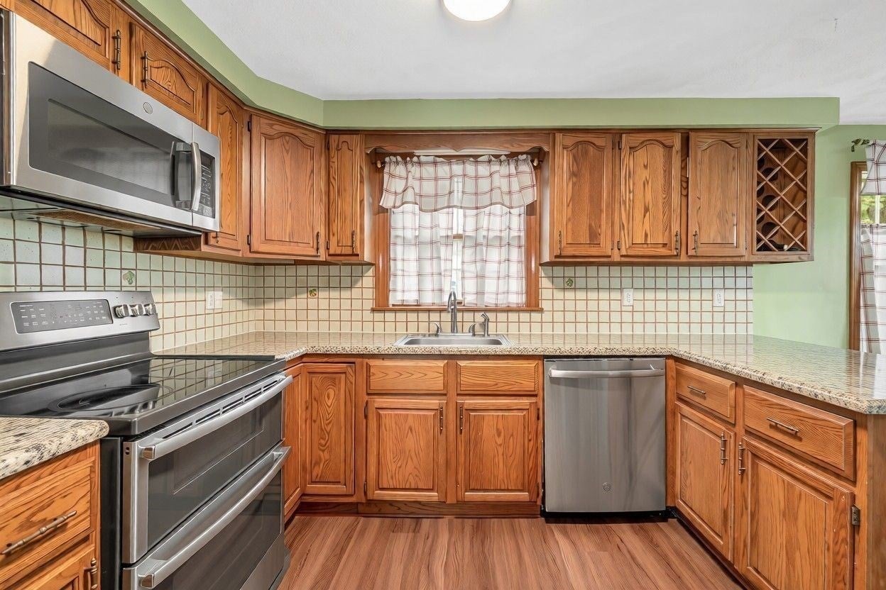 29 Cedar Hill Ter, Swampscott, MA, 29 Cedar Hill Ter, Swampscott, MA Photo #6