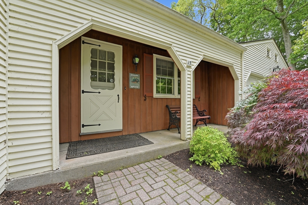 17 Raymond Dr
