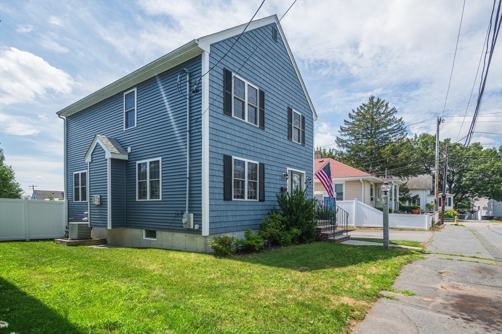 7 Brockton Ave