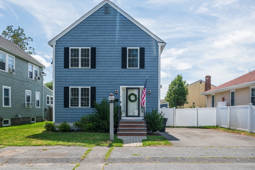 7 Brockton Ave