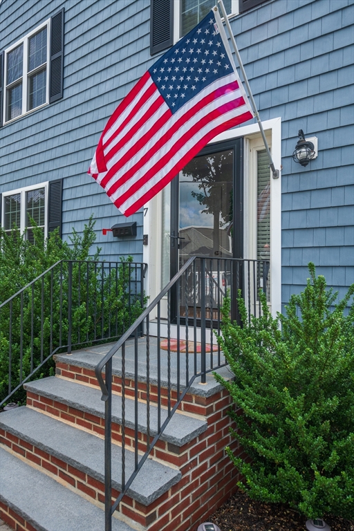 7 Brockton Ave