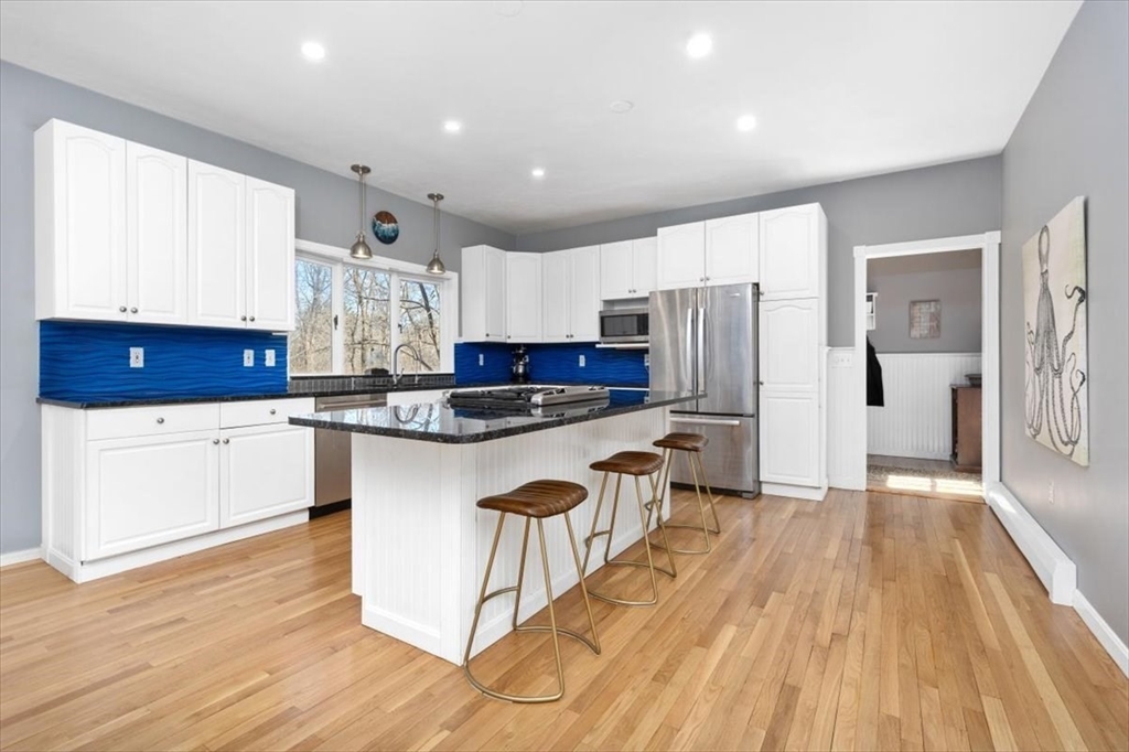 124 Captain Peirce Rd