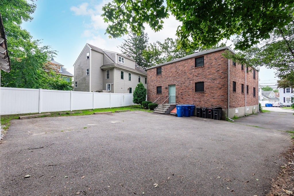 388 Crescent St #1, Waltham, MA Photo #21