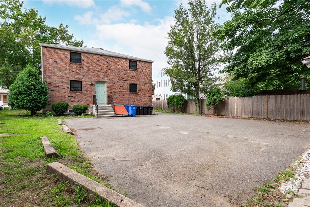 388 Crescent St #1, Waltham, MA Photo #20